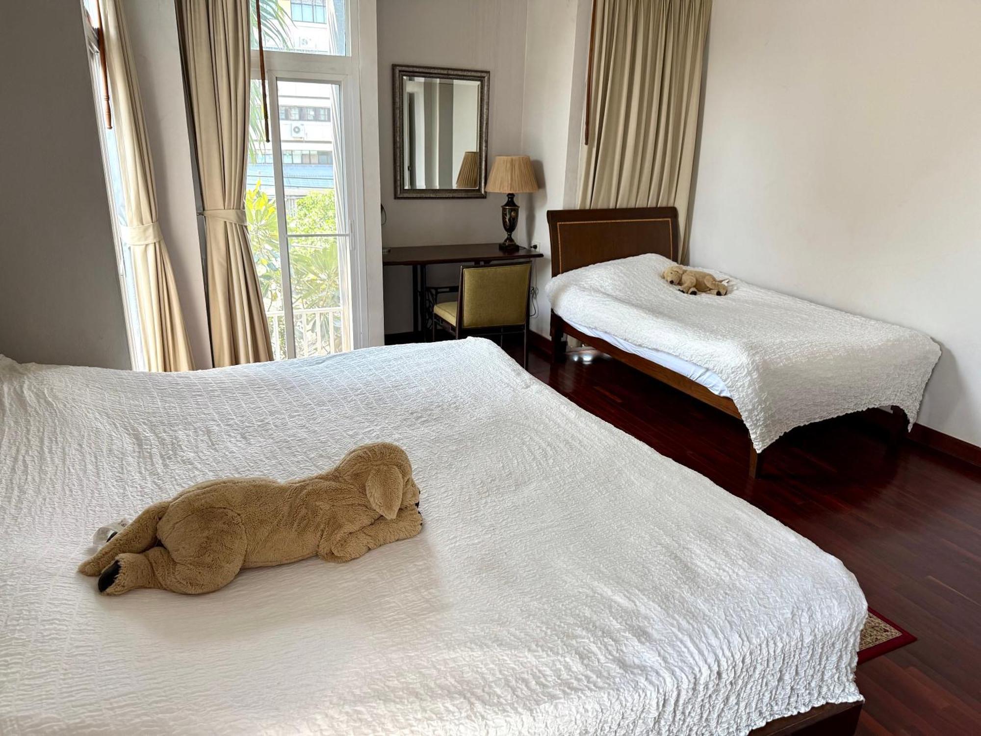 Samsen Suites Spacious 2Br Contemporary Thai Style Банкок Екстериор снимка